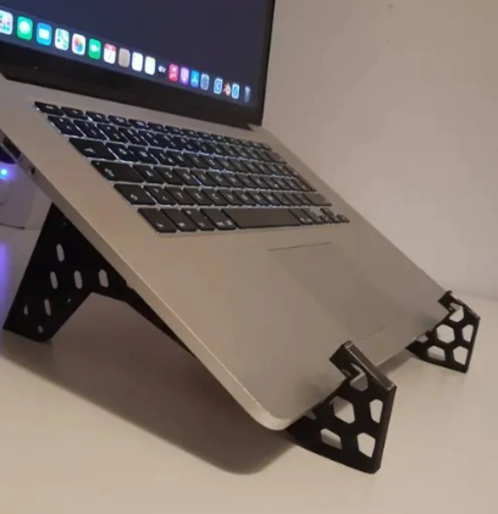 Suporte para Notebook de Mesa com Refrigeracao